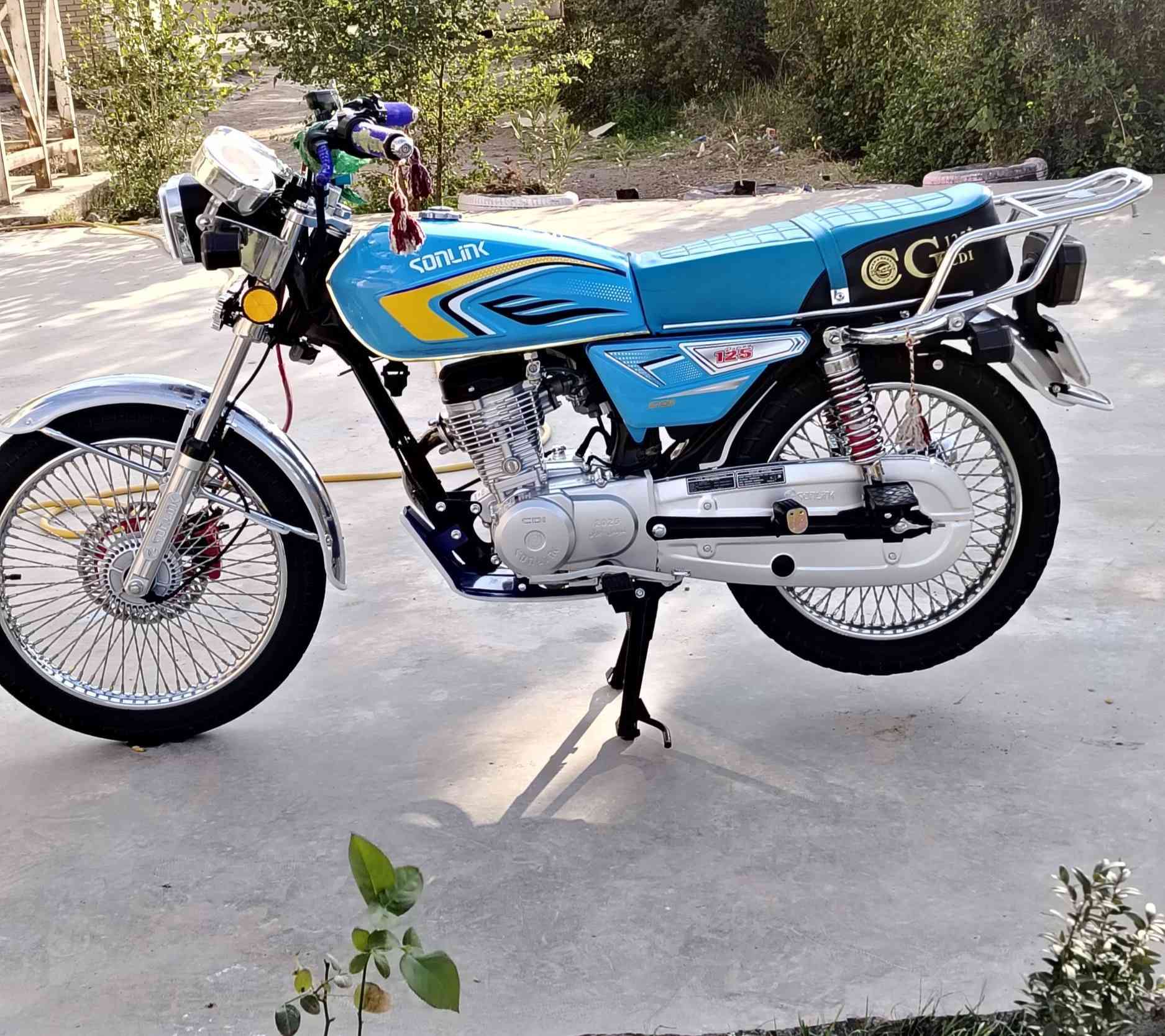 السلام عليكم دراجه للبيع المكان واسط الدبوني السعر خاص او الاتصال علئ الرقم ***********
