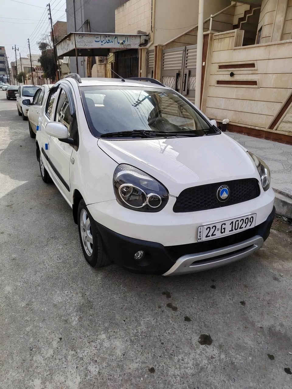 جيلي بانده موديل 2013 فول مواصفات قطعه واحده صبغ جاملغ أمامي يسار السعر٦٨ وبي مجال ***********
