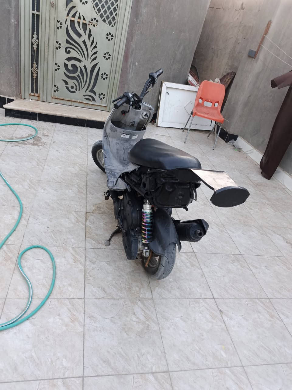 ماكس منغولي للبيع
بوشه 55 شلعه و معدل 
مكاني ناصريه مركز قرب محطت لقطار 
السعر 450 و بيهه مجال 
تواصل ***********
