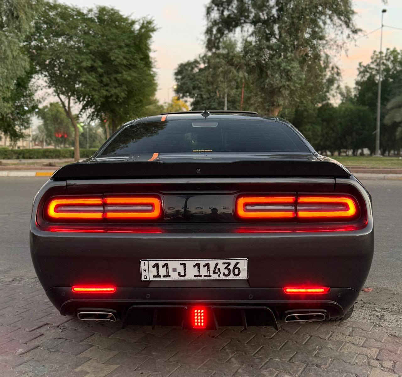 السلام عليكم
جالنجر 2023 GT 
السياره كلين بدون صبغ ولا ايرباك 
السياره فول الفول 
بغداد شارع فلسطين 
***********
