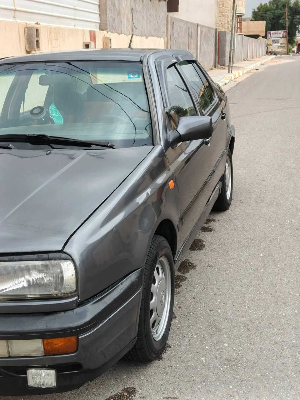 للبيع كولف فنتو
موديل 1992 
محرك 2000
محرك وكير جيد جدا
كير اوتماتيك
تبريد شغال ثلج
صدر جديد
كهربائيات كله شغاله
اي نقص مابيهه
بدون ضربه 
رقم بغداد انكليزي باسمي
السعر 45 وبيهه مجال 
المكان  الفلوجه
للإستفسار *********** الكير جديد مال كصه
