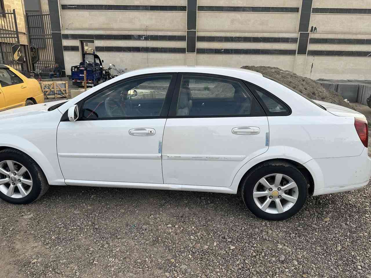 اوبترا 2010 للبيع بيهه ضربه بالباب خلف السايق مبين بالصور
السعر 85 ورقه رقم صاحب السياره *********** 
مكلف بالنشر
