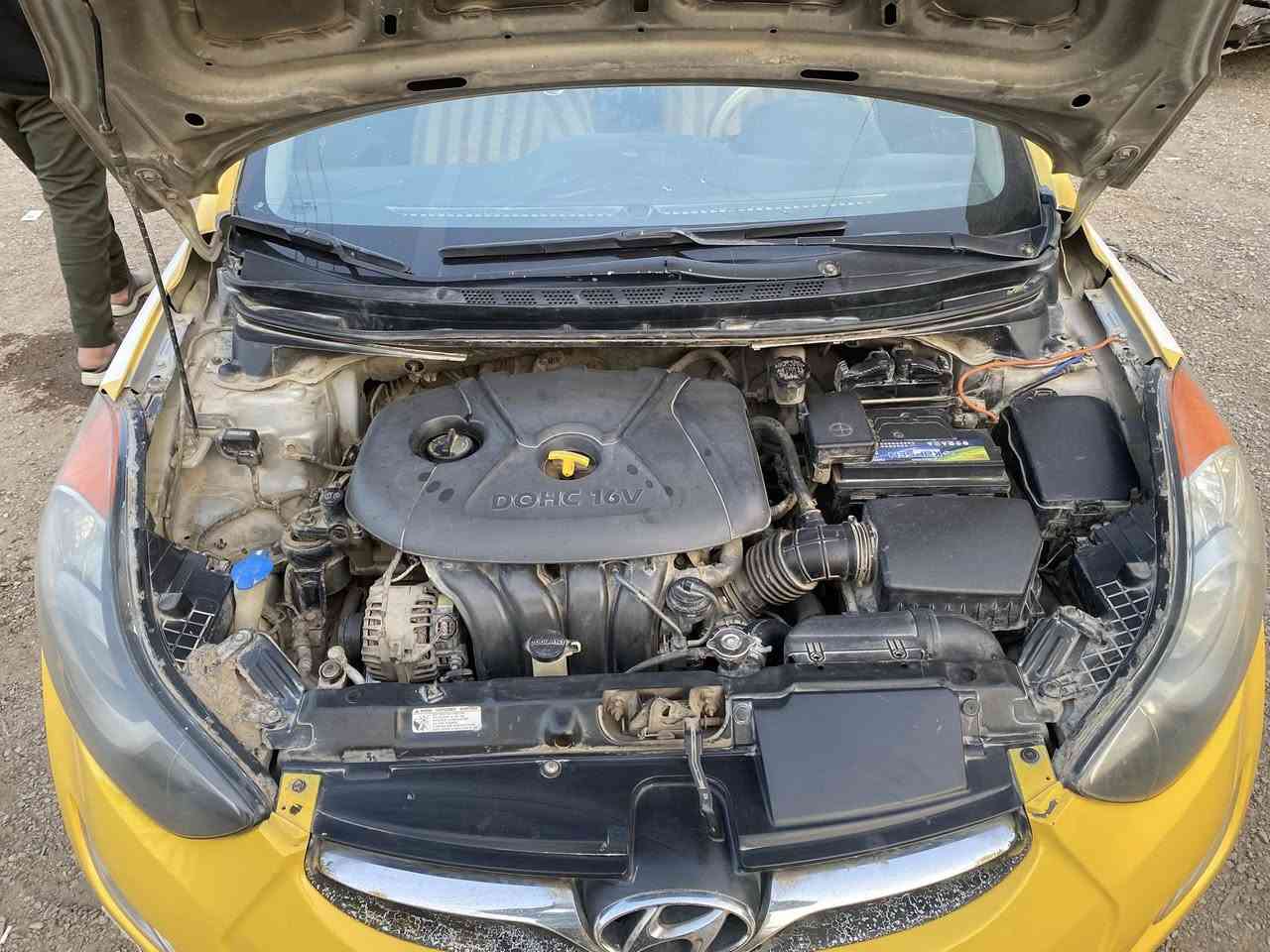 السلام عليكم للبيع النتره 2013 رقم واسط تحويل مباشر هزه وهيئه مصفره مكينه 1800 وكير خير من الله السعر 78 العنوان بغداد حي النصر رقم الهاتف ***********
