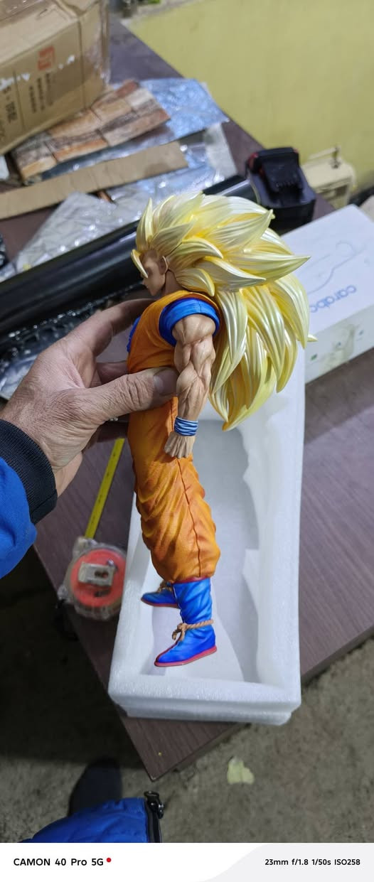 م
مجسم 
الطول ٣٠ سانتيم
***********
