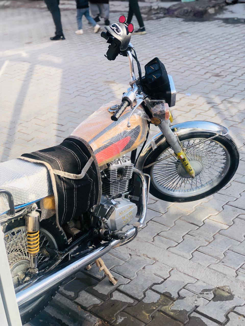 دراجه اربعه كير نامه متياز 6 اوراق اصولي اصولي اكتبك يم الوكيل حسين العارضي مديل 2020 طالعه 2022 

دراجه مكفول محرك شلعه ومعدل شاصي مكفول بليته رقم شاصي كله ع بلادي فقط وياله صفر صبغتهم فيلي اكتب سعر بيما يرضي الله ولرزق الجميع حبايب ***********
