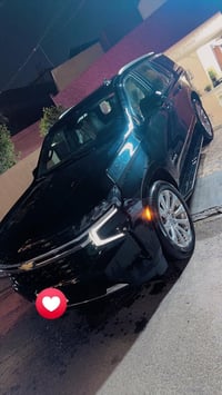 للبيع تاهو 2023 السياره نضيفه جدا جدا بمعنى الكلمه السياره فئه LS السي...