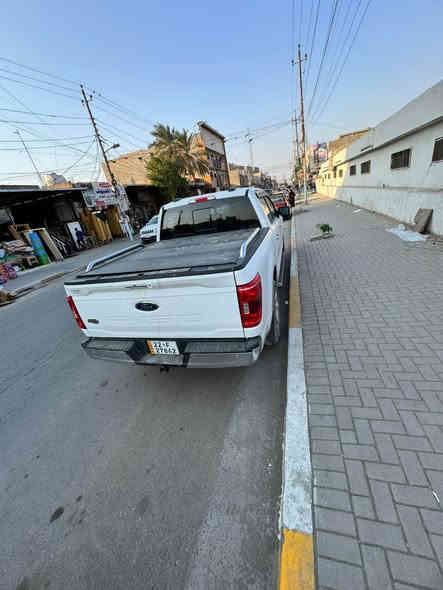 فورد اف 150 

رقم اربيل الجديد هزه جديده 

موديل 21

محرك 8سلندر 

حادثها سرقه جاملغ وباب

كشنات جلد 

رادارات 

كامره خلفيه 

شاشه جبير 

كشنات  جلد 

كير  تعليك كهرباء 

كشنات كهرباء 

بصمه 

تحكمات ستيرن 

بدي قصير المرغوب 

غلاف بدي بلادي 

قطعتين تبريد 

مود قياده 

فور ويل 

السعر 310 وبيها مجال 

المكان بغداد الدوره 

*********** بغداد

