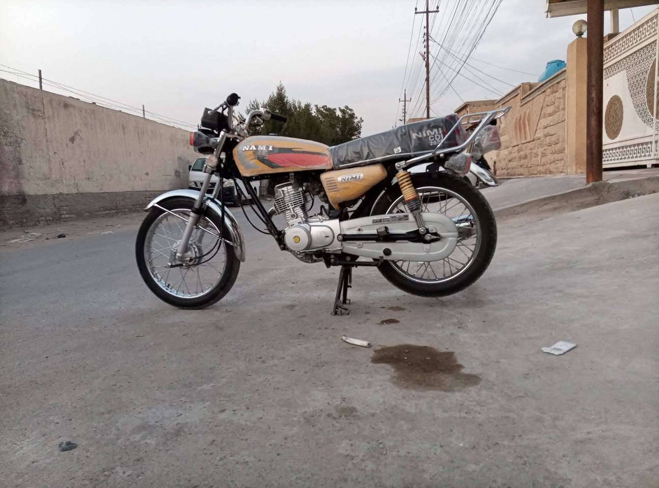 نامه امتياز موديل 25 مكفوله كفاله عامه كهربائيات كله شغاله 
مكينه خرسه ما مفتوحه السعر 600 وبيه مجال مكاني بابل قرب جسر,نادر ***********
