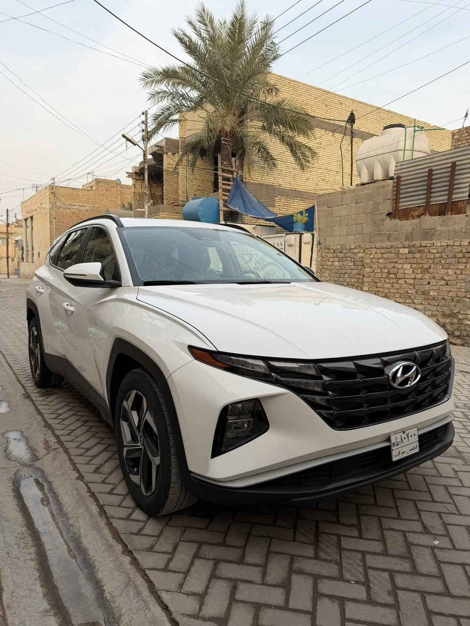 توسان 2024 فول مواصفات وارد امريكي
ماشية 34 فقط

دخول جديد وترقيم  جديد بغداد بسمي تحويل مباشر 

محرك ٢٥٠٠ - داخل لونين ابيض واسود 

فتحة ( سلايد ) - كشنات جلد  - رادارت 360 

امامي خلفي جانبي

شاشة العدادات  

لكترونية (ديجتال) - تشغيل عن بعد - نقاط 

عمياء - 

شاحن وايرلس لاسلكي - صندوق كهرباء - 

تحديد مسار - تدفئة كشنات  - كشن كهرباء - 

اشاير بالمري - بصمة تشغيل وابواب - دخول ذكي  - نظام ترحيب - اوتو هولد - اوتو ستوب  

- قيادة ذاتيه  - مثبت سرعة - توقف ذاتي امامي خلفي  (مانع التصادم )  -   تحكم ستيرن 

- وبعد بيها هووواي مواصفات 

‎السيارة جديدة بمعنى الكلمة وبالواقع بعد احلى 

وجاهزة من كل النواحي بدون اي نقص السعر 215 وبيها مجال كلش بسيط

مكاني بغداد 

‎‏‎للأستفسار هذا رقم 

***********بي واتس اب
