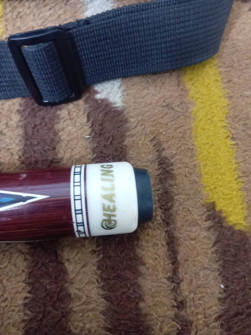 سلام عليكم كيوب لعب وكيوب كسره وجامب وياه جنطه جلد شيل كيوبين وجميع ملتزمات وياه حصان سلايت السعر اتصال ***********
