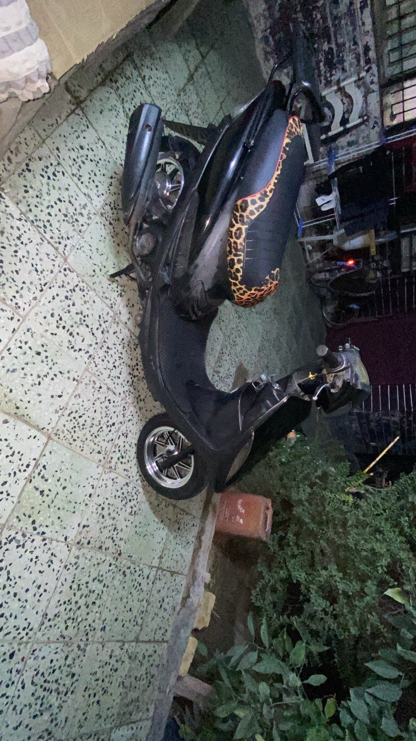 السلام عليكم ماكس عدله للبيع الدراجه خير من الله احله من الصور المكينه خير من الله ما ينسمع صوتها خرسه كهربائيات كلها شغاله لايت زنون عالي ناصي المكان البياع شرطه الخامسه 