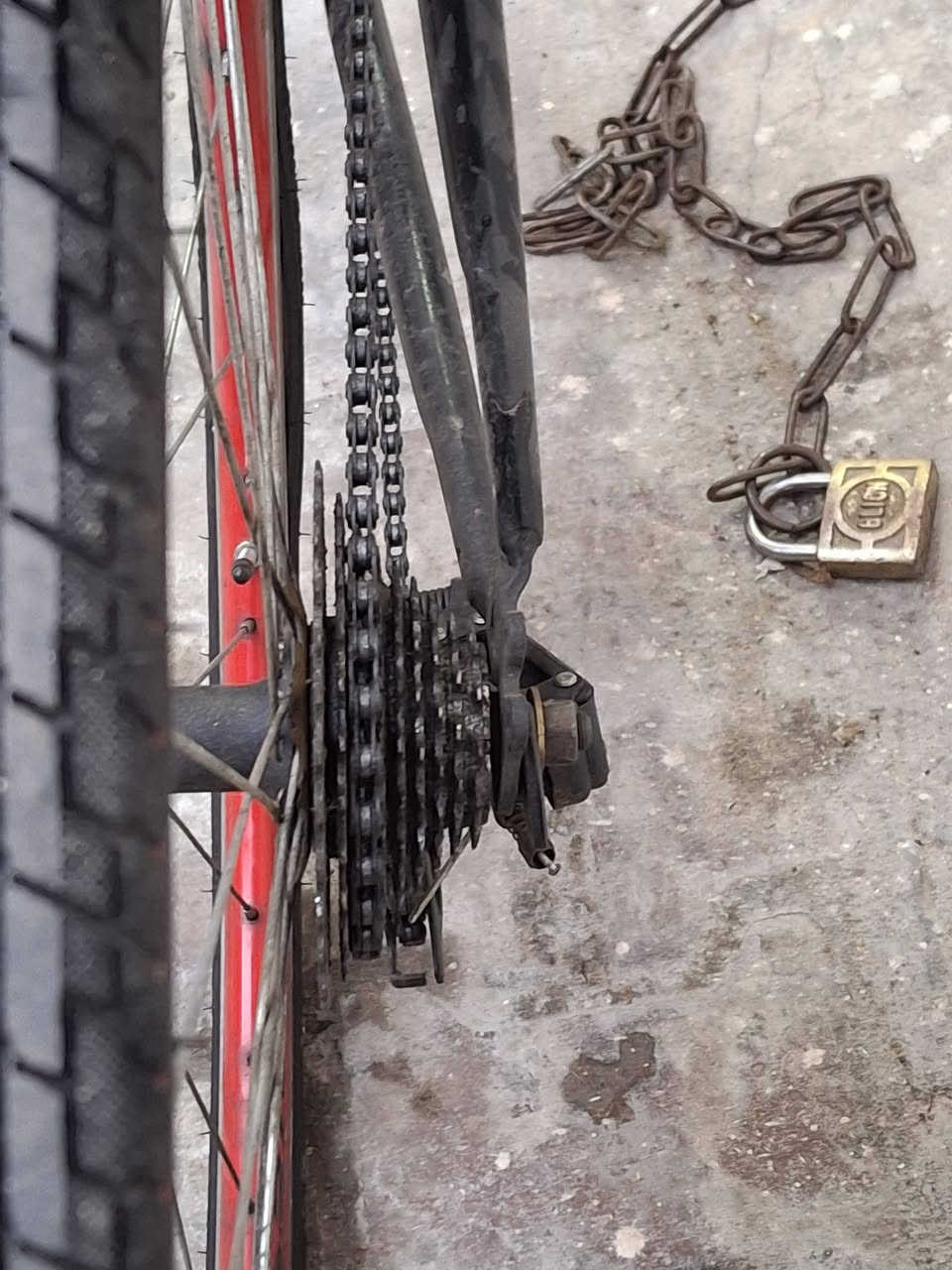 C700 ماركة REMIX
9 نمر
لون احمر مميز♦️
مقعد رياضي لون احمر ♦️
ويل خلفي امامي احمر ♦️
حاملة مطارة لون احمر♦️
تاير خلفي جديد ♦️
يحتوي على استاند♦️
جاملغ امامي خلفي اليوم جبتهن♦️
《 النقوصات 》
بريك امامي 💯
سيم مال بريك خلفي 💯
سيم مال تبديل النمر هوة بي يدة 💯
《 الهدية 》
بام نفخ تايرات جديد اليوم جبتة 💯 
السعر 85 و بي مجال ❤️


**إذا كنت صاحب هذا الإعلان وتريد حذفه لأي سبب، رجاءا أرسل رسالة إلى الدعم الفني**