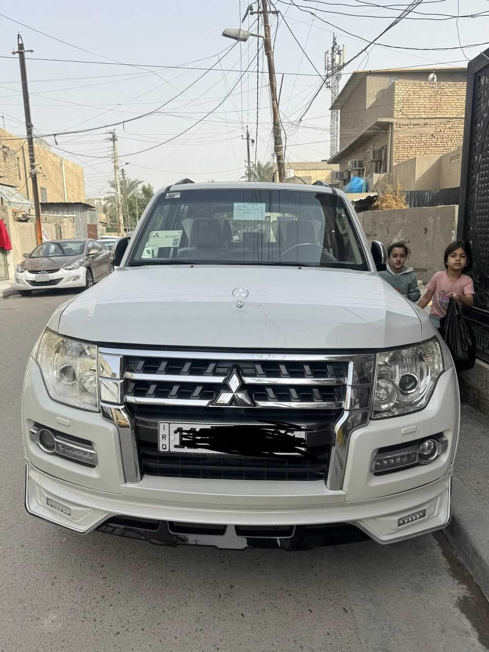 السلام عليكم باجيرو
حبتور فول موصفات 
بيه صبغ جاملغ باب مفتوح ول ثاني بارد فقط بدون تبديل  
بدون تحديث بلادي 2015
السعر 153$
اي ستفسار ***********
