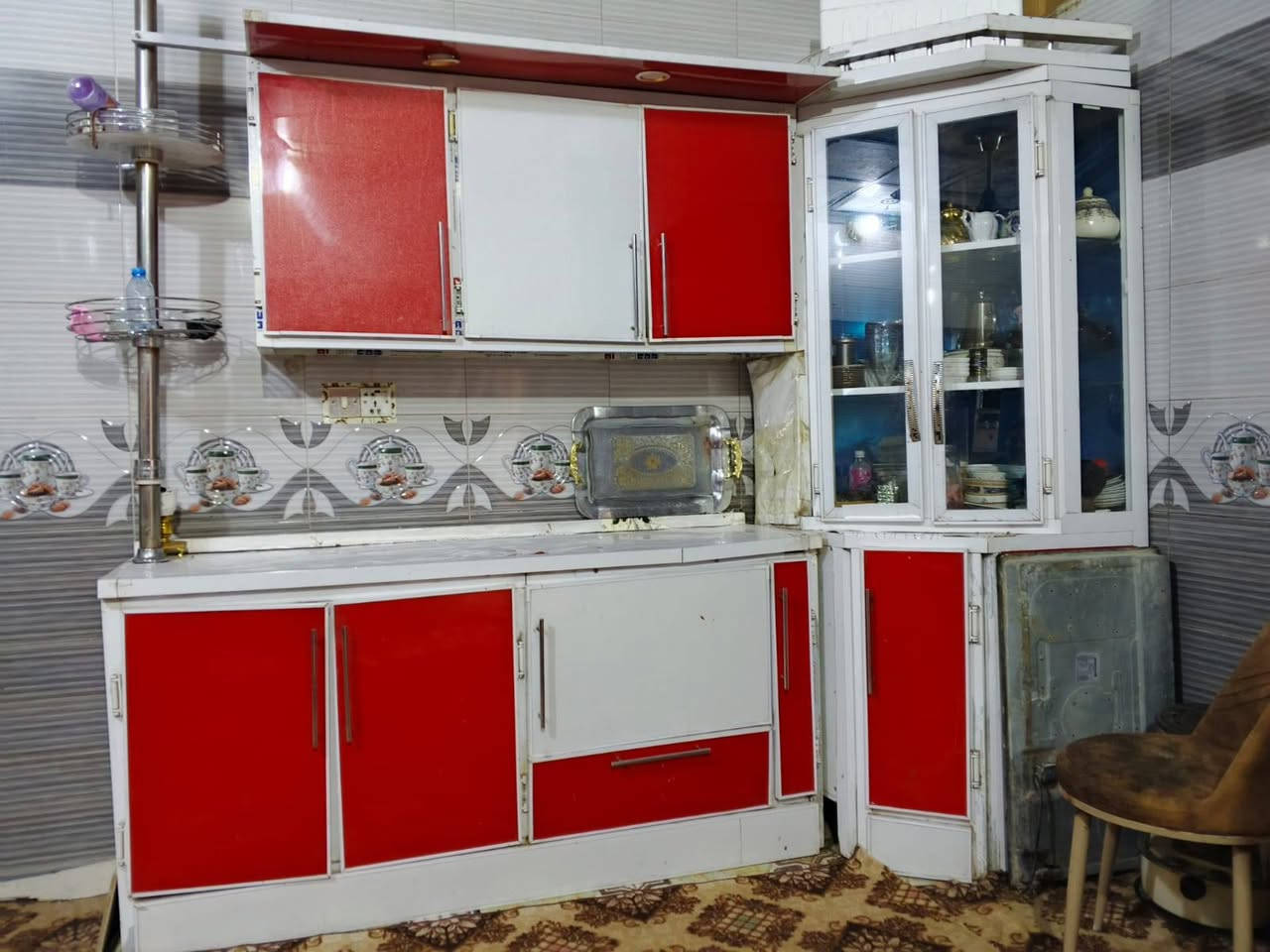 للبيع كاونتر وسنك للبيع السعر 200 تواصل على هذا الرقم *********** النجف, العراق
