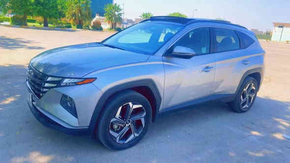 توسان-توكسان هايبرد 2023 نظيفة جداً السيارة ⭐️ وصول جديد
• عداد المساف40 ميل

 

السعر ١٩٨$

•القوة : 225 حصان وعزم 350 نيوتن

•الضرر الخارجي: تبديل الباب الايمن الخلفي  فقط بدون ايرباك

•ضرر الايرباك: لايوجد

 حادث خفيف والسيارة في حالة سليمة تماماً بدون اي نقص

- ابرز المواصفات : 

•شاشة لمس حجم كبير تدعم ابل كاربلاي

•نظام تبريد ذكي لتوزيع الهواء وطرد الحرارة بسرعة

•تشغل عن بعد 

•كير بنظام الازرار بتقنية حديثة

• مقاعد مخمل كهربائية 

• تدفئة مقاعد 

• تحكمات ستيرن كاملة + شفتات

• شحن لاسلكي 

• مرايا جانبية  كهربائية + تحذير النقطة العمياء

• باب الصندوق الخلفي كهربائية

• اربع انضمة قيادة Eco ,Sport ,Smart ,Snow

• اقتصادية بصرف الوقود

•نظام صوتي Bose Premium مع 8 سماعات + مضخم صوت 

أنظمة الأمان:

 • كاميرا وحساسات خلفية

 • نظام مراقبة النقطة العمياء

 • نظام المحافظة على المسار

 • الفرملة الذكية عن اكتشاف جسم قريب

  • نظام فرامل ABS + EBD + BA

 • نظام مانع انزلاق (ESP)

 • وسائد هوائية أمامية وجانبية

 • مثبت سرعة ذكي + رادار مانع اصطدام

مكان السيارة - بغداد- الوزيرية

للاستفسار

*********** واتس اب
