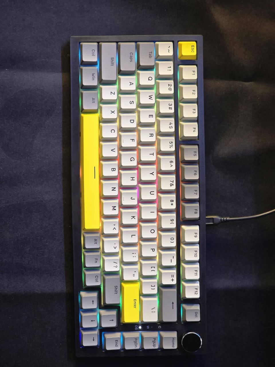 يا الله 

عروض العيد 🔥🔥
اخوان كيبورد بهذا الشكل
 Ajazz AK820 75%
يجي مع كامل ملحقاتة جديد فقط الكارتونة شوي متضررة 
بس هوة جديد ما مستخدم 

سعرة قبل العرض
 50الف❌️

بعد العرض صار 35 الف 🔥🔥

والتوصيل مجاني لجميع محافضات العراق 🚚


**إذا كنت صاحب هذا الإعلان وتريد حذفه لأي سبب، رجاءا أرسل رسالة إلى الدعم الفني**