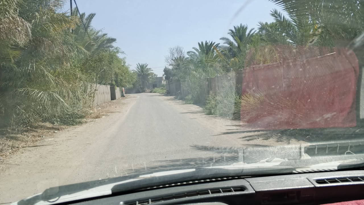 السلام عليكم مرخصت الادمن 
قطعه للبيع مساحه 600 م سند 25 
مداور ثاني يوم 
ملاحضه 
تقع في الديوانيه ناحيه السأنيه علئ شط الصب  تبعد 2 كيلو عن الولايه 
 شارع رئيسي وشارع فرعي مثل ماواضح بصوره 
السعر 20 وبيه مجال بسيط  
اتصال+ واتساب ‏‪***********‬‏

وتوفيق للجميع ان شاء الله
