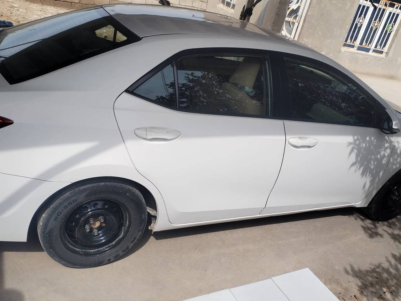 كورلا للبيع
موديل ١٥ الشركة العامة رقم بغداد مشروع وطني كفالة عامة عدا بارد بالبنيد اربع أصابع مكان السيارة واسط الكوت
 للأستفسار
***********
