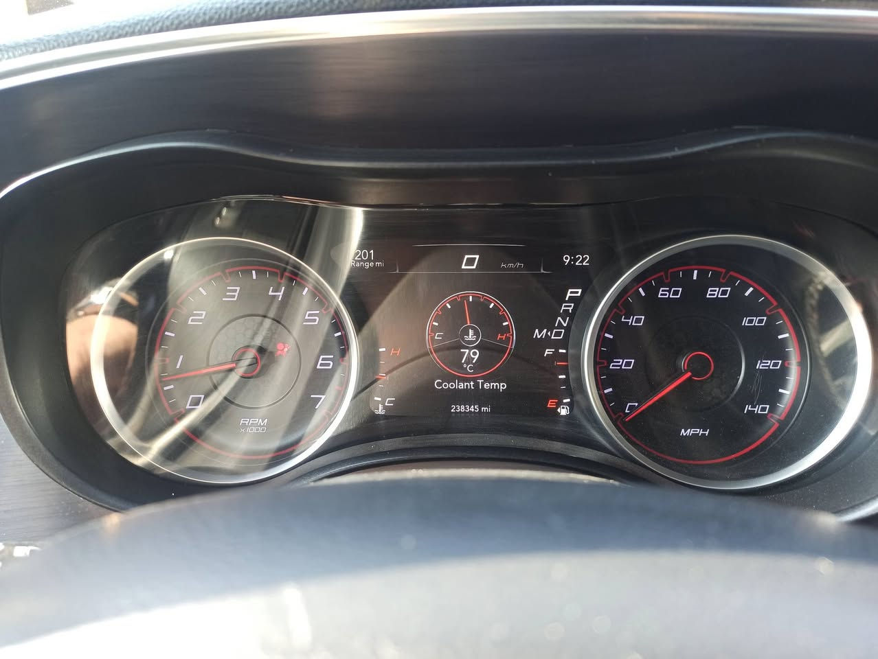 دوج جارجر 15
لون رصاصي 
بيها قطعتين بنيد و جاملغ جهة السايق 
ماشيه 238 ميل قابل للزيادة 
مواصفات SXT 
كاميرا ، حساسات خلفيه ، شاشه بلاديه 
السعر 165 ورقه و بيه مجال بسيط
رقم بغداد بأسمي ، تحويل مباشر


**إذا كنت صاحب هذا الإعلان وتريد حذفه لأي سبب، رجاءا أرسل رسالة إلى الدعم الفني**