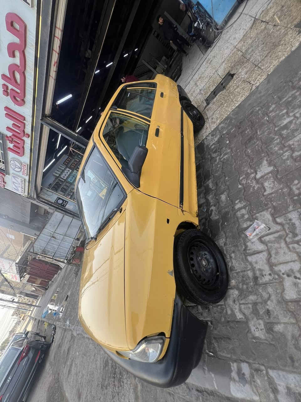 السلام عليكم سايبه للبيع مديل 11رقم احمر راعيها بغداد وماندله سعرها 10 وبيها مجال بسيط حق الجيه ***********
