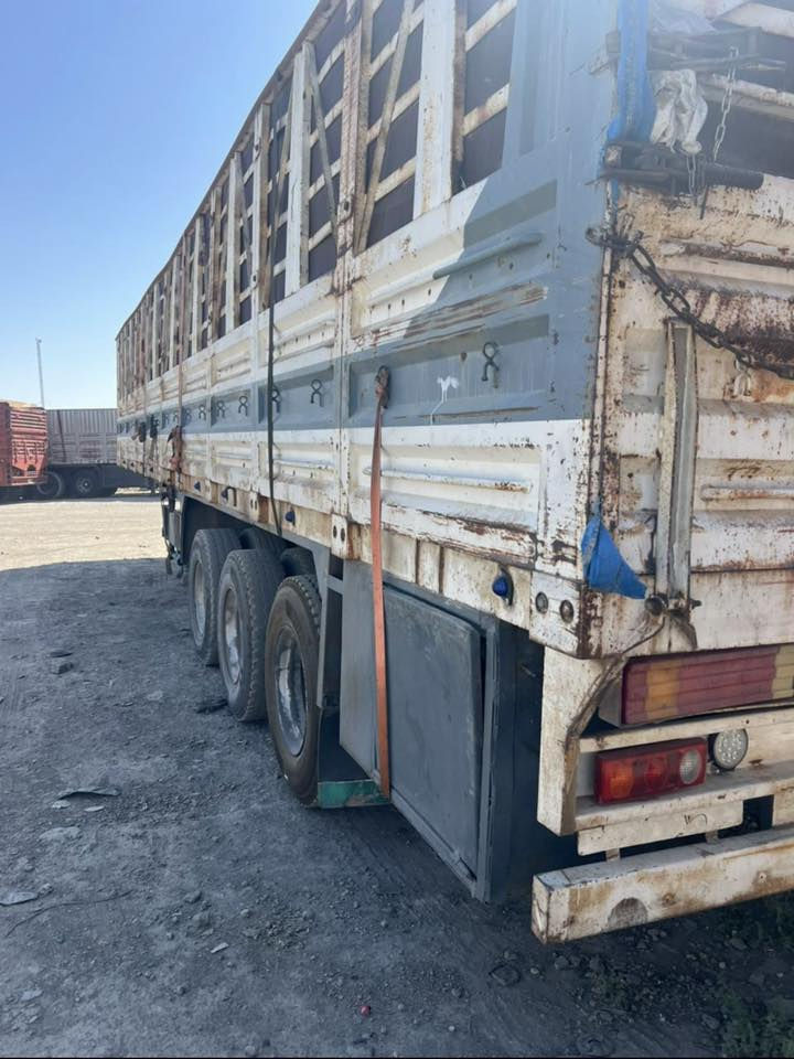 للبيع
عربانه للبيع شاصي الماني  جناب محلي 

طول 12/50 ارتفاع 190 

 3 دناكير واحد 14 صيني وثنين الماني 13 مربع 

طخم تايرات كهربائيات هواء بريك جاهزة 

السعر93 وبيها مجال 

مكاني الموصل 

***********

***********
