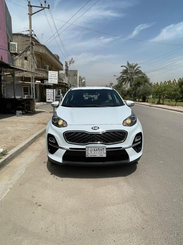 سبورتج خليجي  للبيع
رقم بغداد 
موديل ٢٠٢٠ 
السيارة ماشية فقط  63800 الف كم 
السيارة مال جناي مكفولة عده رصعة بالباب الخلفي عكس السايق موضحة بالصور وشك بسيط بالدعامية ومصلح كامل 
ويله ادامه من كلشي
سونار مرفق بيها 8 نقاط بسيطه جدا حالوب بالقمارة متبين الابالسونار
رقم بغداد تحويل مباشر 
وسعرها (180 )  بيها مجال بسيط
مكاني بغداد علي الصالح
***********
