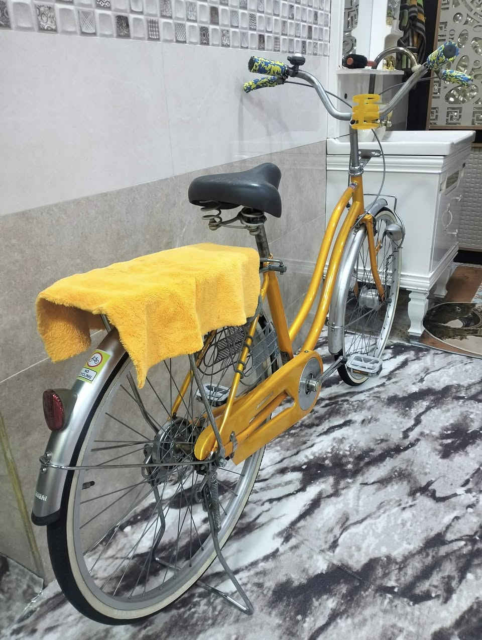 للبيع فقط لون مميز حجم 26
رقم الهاتف ***********
