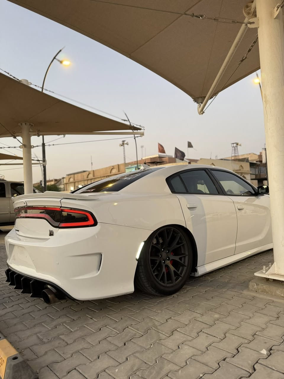 للـ//بيع او مراوس

جارجر سكات باك 
موديل : 2017 
حجم المحرك : V8 6.400
الممشى :104 الف 
الرقم : بغداد باسمي 

الحادث : جاملغ الايمن وحافه الباب

مواصفات : 
بدون فتحه ورادار 

الاضافات 
ويل SRT اصل 
جكات s2 البطل مالهن كاربون فايبر 
شوتة مفتوحة موبار + كاج كان اصلي 
اكزوز 3 انج تفصال داون بايب اكس بايب 
دبات htpower بوابات
دركة RPM امريكي اصلية 
لايتات لد متغير زرع + زنون
السيارة عليها بلكات ريسنك 
ولف حماوة 82 ميشيموتو
فيت بم ريسنك + نوزلات هيلكات 
برمجة ايكل وياها ملفين 
عنوان السيارة : البصرة 
للتواصل : *********** . ***********
