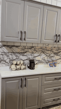 للبيع كاونتر تفصال HDF بلوك قياس الكاونتر مترين ونص سطح مرمر وسنك متر ونص مرمر بعده بنايلون بغداد الكرخ استفسار 
***********
