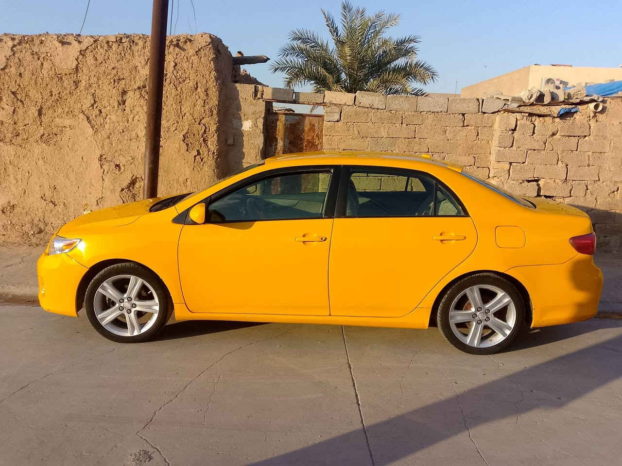 سلام عليكم كورلا موديل 2009كندي مشروع وطني رقم بغداد لل 27 حداديه  صبغ جديد صدر جديد كهربايات كلها شغاله  جامرلغ امامي مبدل بدون دواخل وقبغ جنطه بدون دواخل دفتر بانزين صار3اشهرمقدم ماضل شي يطلع السعر92وبيها مجال للاستفسار ***********
