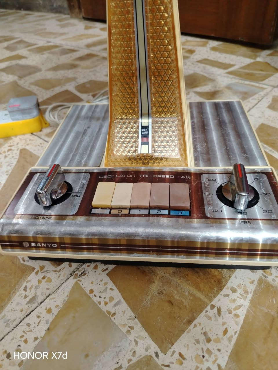 السلام عليكم
بانكة منضدي سانيو نظافة عالية جدا جدا للاستفسار على الخاص رجاءا مكاني بغداد الشعب


**إذا كنت صاحب هذا الإعلان وتريد حذفه لأي سبب، رجاءا أرسل رسالة إلى الدعم الفني**