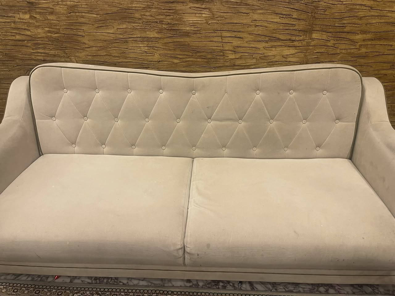 السلام عليكم تخم قنفات تركي قلاب تركي المشئ عدد 8 مقاعد رقم الهاتف 
***********
