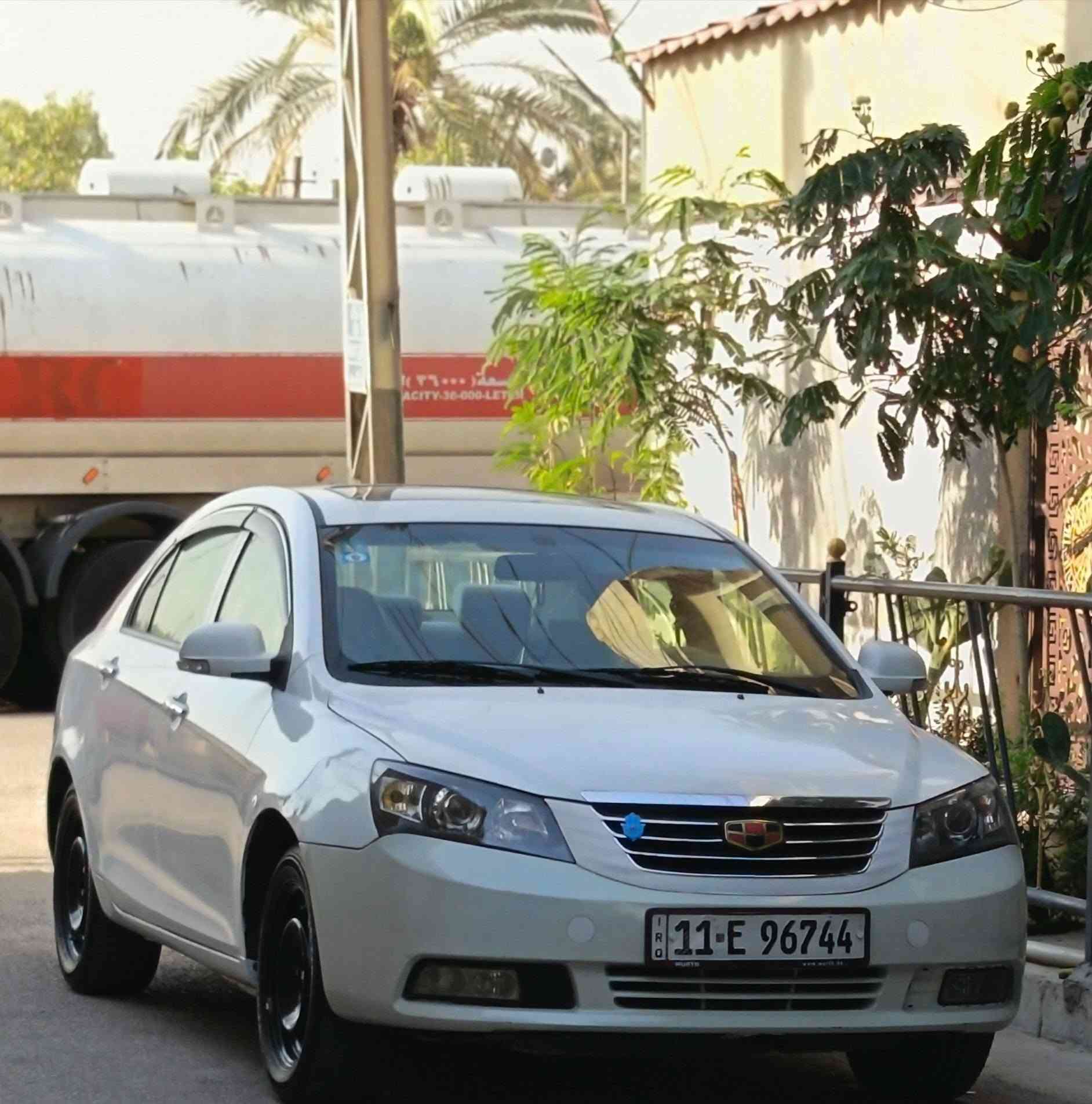 جيلي أم گراند 2013c7 كير ومكينه كورلا بيكاتچو
مواصفات فتحه شاشه حساسات خلفيه
ضرر جاملغ خلفي بارد حداديه جاهزه تبريد شغال
*********** بغداد, العراق
