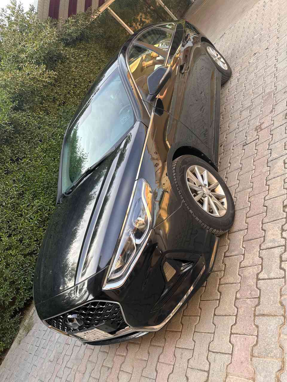 السلام عليكم  اخوان .هونداي سوناته 2018 لبيع وارد امريكي سياره نظيفه جدا  وخير من الله رقم بغداد اللماني مشروع وطني بسمي مكينه وكير مكفولات صدر امامي خلفي كفاله تبريد ثلاجه ضرر خشم البنيد فقط بدون  اي داخل .. وبيه قطعتين كلير باقي كفاله موصفات  تحكم ستيرن حهتين شفتات سرعه نظام سبورت وايكو مري شفط اشاير بالمري شاشه لمس كامره دولره رادار امامي خلفي ويل كروم  سياره جاهزه ونظيفه جدا لسعر 119 لشراي يتصل ***********
