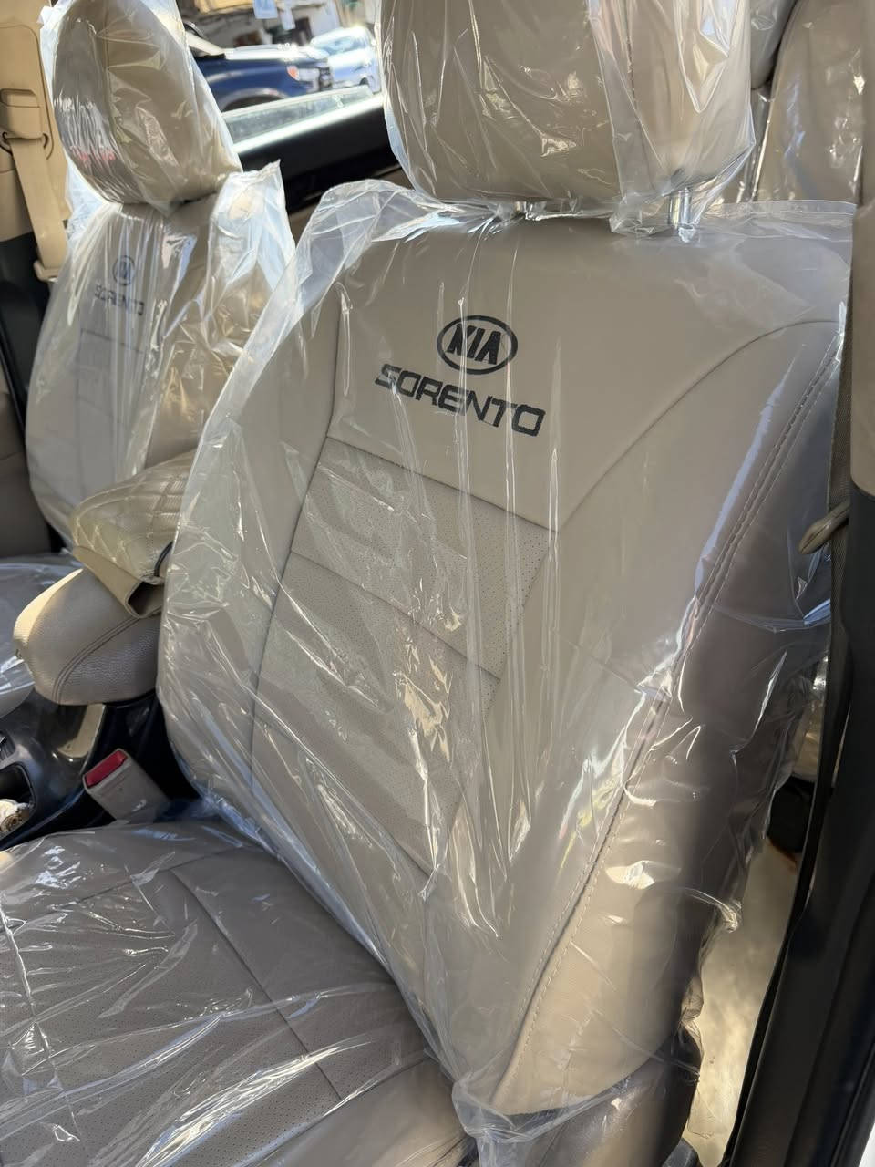 دوشمة جلد تفاصيل بلادية وكافة الألوان متوفرة علي العراقي العنوان الكاظمية شارع النواب اسم المحل علي العراقي اسم المحل علي العراقي للاستفسار 
*********** واتساب او اتصال فقط
