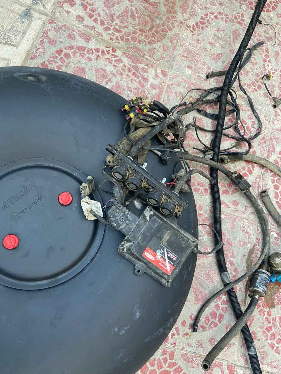 السلام عليكم
منضومة غاز للبيع 60 لتر 
كامله هيه وعقلها وكل تفرعاتها 
للاستفسار الاتصال على الرقم 
***********

