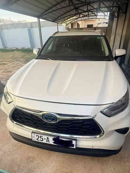 للبيع فقط تويوتا هايلاندر 2023 
 هايبرد
فئة  XLE
وارد امريكي كلين بدون قطرة صبغ

ماشية (28) الف 

فول مواصفات  

✅سلايد روف 
✅نقطه عمياء
✅داخل جلد اسود
✅كشنات كهرباء  
✅اوتو هولد 
✅هندبريك بصمة 
✅وضعيات قيادة  
✅مانع انزلاق 
✅شاحن لاسلكي 
✅تبريد ٣ قطع
✅تبريد خلفي منفصل 
✅جنطة كهرباء
✅تدفئة كشنات وستيرن
✅بردات خلفية
✅حساسات خلفيه  
✅حساس تحديد مسار 
✅كامرة خلفيه 
✅رادار امامي 
شاشة جبيرة تدعم نظام الملاحة 
وبعد بيها مواصفات 
السيارة جديدة  
العنوان : صلاح الدين / بيجي 
السعر 365 
للاستفسار الاتصال (***********)
