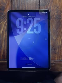 للبيع  ايباد 11 برو ( جيل ثاني)  ذاكرة 512 گيگا  بطارية 88‎%‎  مشحون 2...