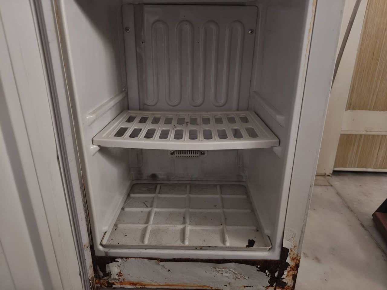 براد ماء  كلشي جاهز وشغال فقط بي زنجار
بغداد جمعية خير الله   
السعر 65 
*********** وأتساب
