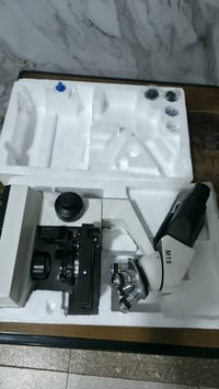 مجهر الحديث.. Amscope 15.. بالكارتونة مالتة جديد بعدة ممستخدم وبسعر من...