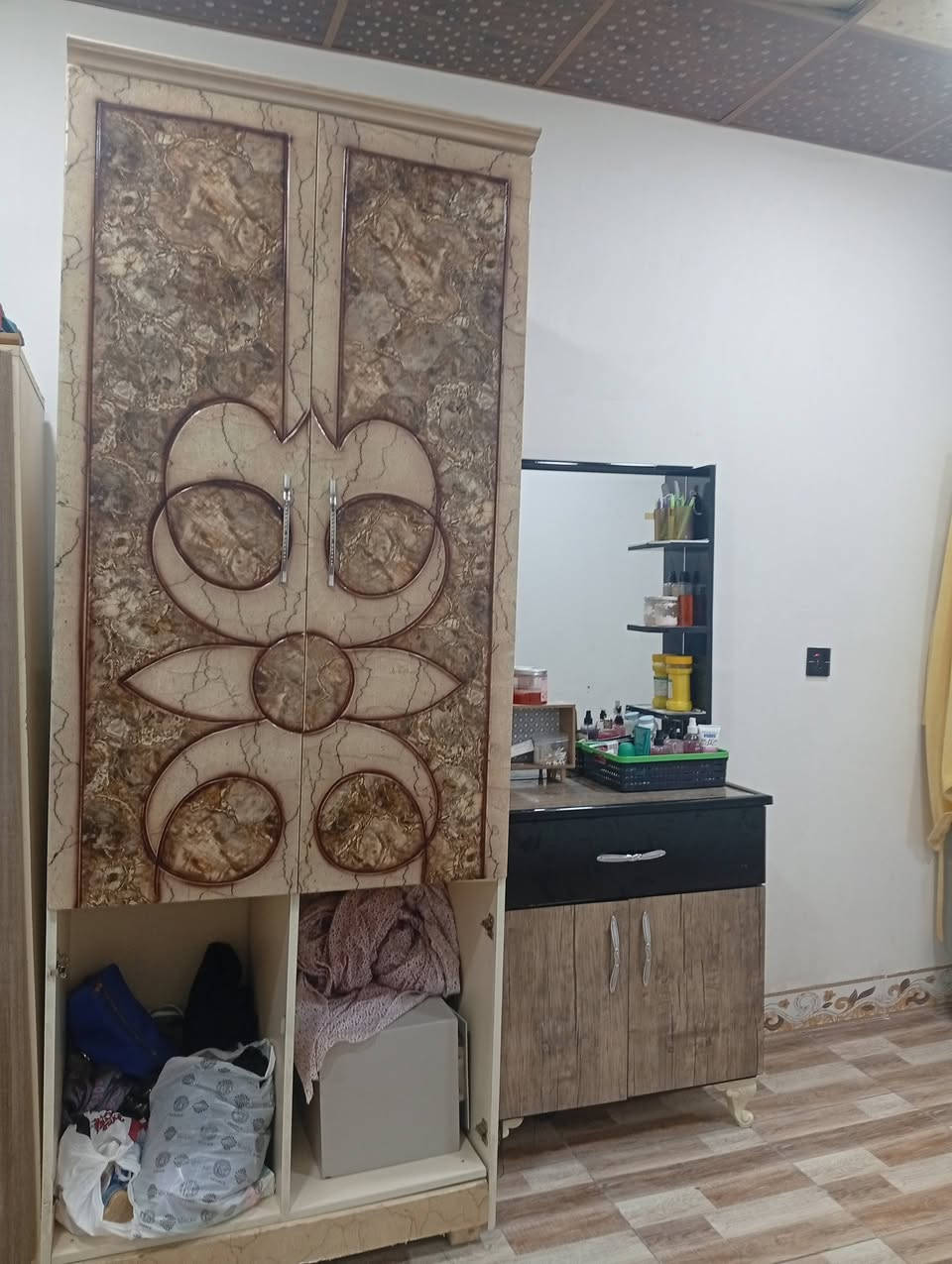 للبيع اثنينهن ب 60 الف مكاني كركوك شراي خابر ***********
