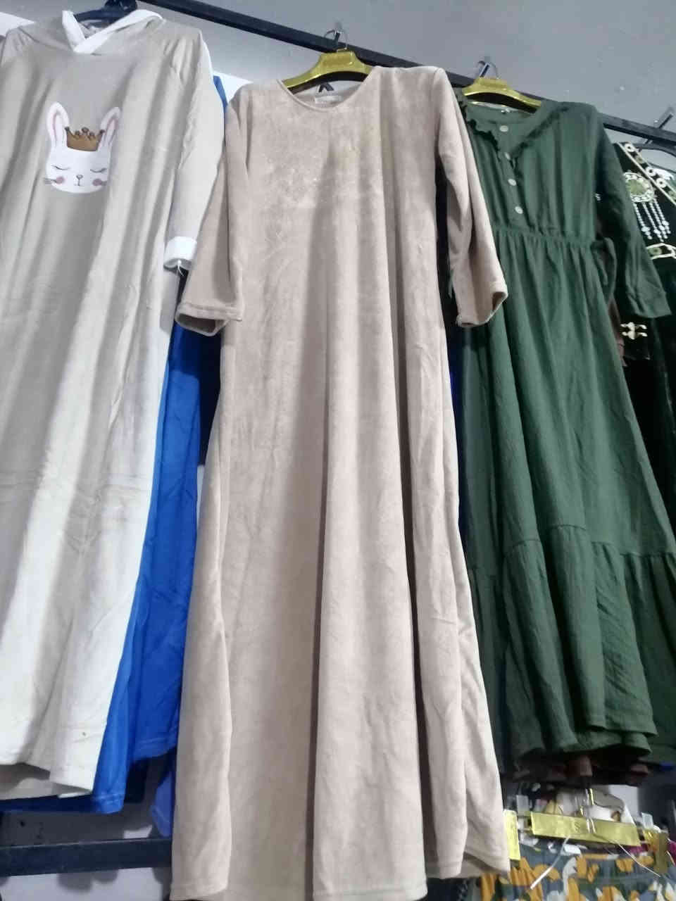 #دشداشه نسائي ب٨الاف اثنين ب١٥الف
#تراك نسائي ب٨الاف اثنين ب١٥الف بكل موديل ٦الوان تقريبا
#يوجدتوصيل
#العنوان_فلوجة_حي_الشهداءشارع مرطبات مشمشه قرب متوسطة المفاخر مقابل نقطة الشرطه سابقا
#للحجزخاص او واتساب ***********
#للحجزخاص ***********
