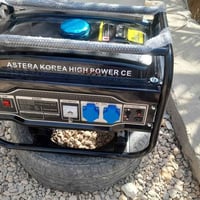 مولد 2.5  جديد قبل ثلاثه ايام انفتح من الكرتونه مستعجل على بيعته 07821...