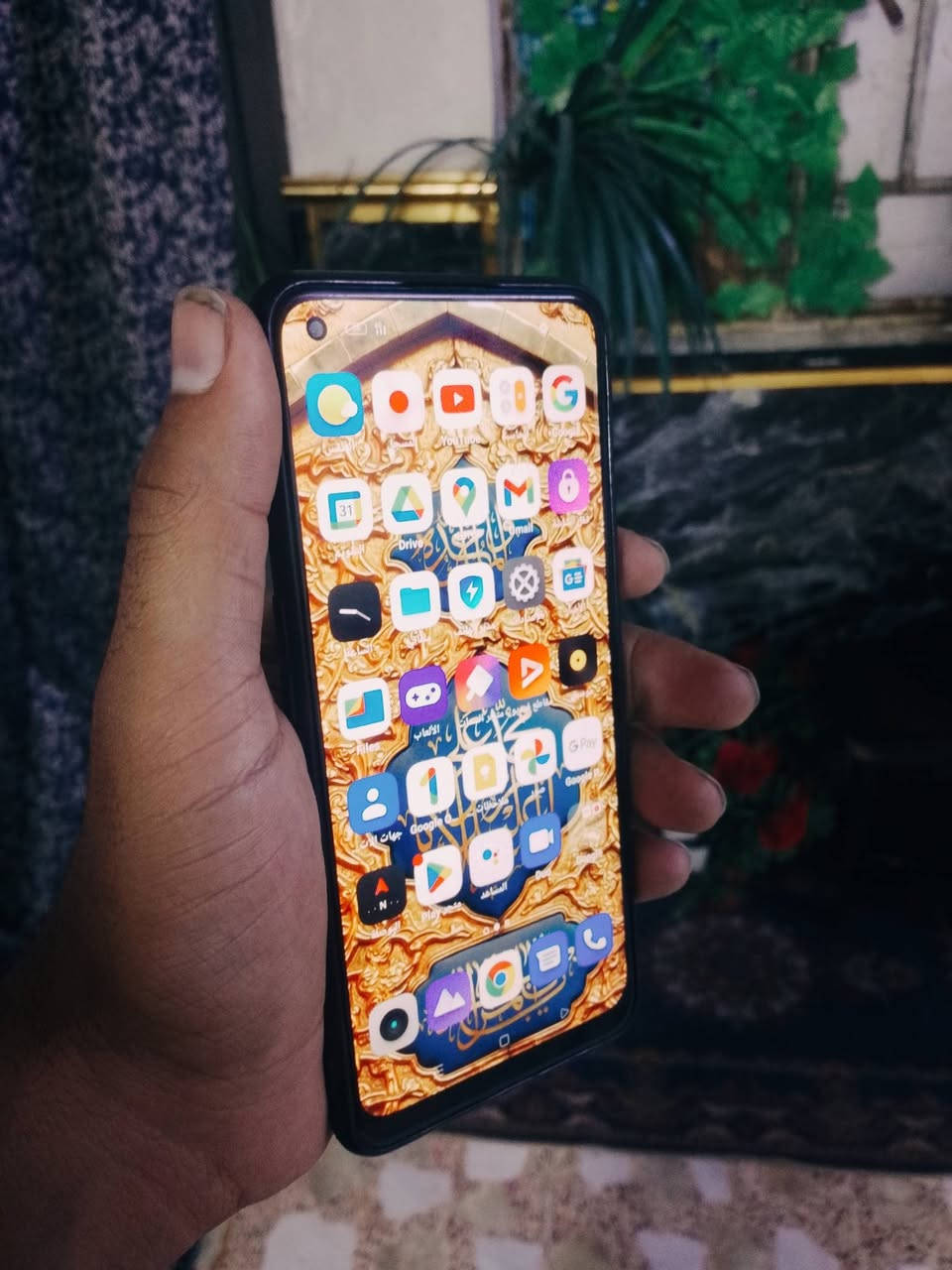 بدون غراض ماعندي توصيل ماعندي توصيل 
فقط بس شراي يتصل ع فيس ما ارد 
ما داخل تصليح اسم جهاز realme 9 Pro
ذكرته 128 رام 8=8 بوبجي 60 فريم 
شاشه فول الوان دبل سماعه ستيريو دبل شريحه 
بصمه بل شاشه سريعه بصمه وجه سريعه 
سعره 150 قفل مكاني بغداد حي نصر رقمي ***********
