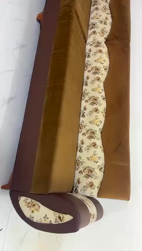 ديوان نضيف بدون عيب سعر جمله عنوان اربيل ***********واتساب يوجد توصيل
