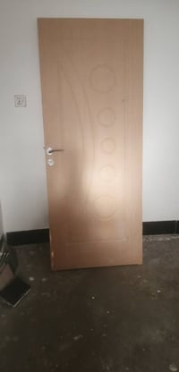 بيبان عدد 3 خشب ثقيل واحد منهن جديد ما مشدود سعر 75 07844364677