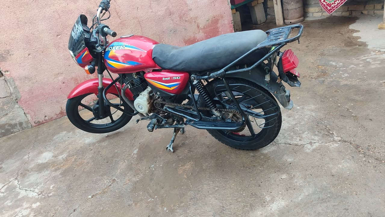 سلام عليكم دراجه بوكسر كلك مكفوله موديل 20 رقم شاصي موجود وبليته اوراقه ضاعن عندي بل بيت  محرك مامفتوح مكاني بابل قرب العلويه شريفه (ع) رقمي *********** متواجد خاص
