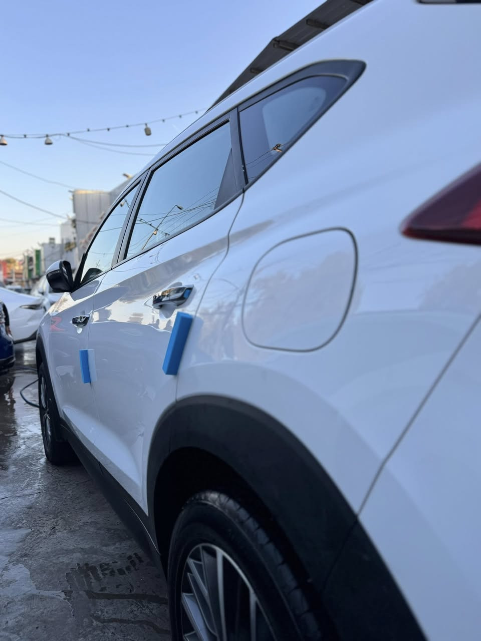 هيونداي توسان خليجي موديل 2019
مكفولة من الصبغ والبارد ✅
رقم سليمانية الجديد وهزة جديدة 
ماشيـة 74 الف 
لايتات خمس عدسات 
بكلايت LED
شاشة أصلية
مري شفط 
حساسات أمامية وخلفية
السيارة نظيفة جدًا، استعمال شخصي
موقع السيارة بغداد 📍
***********
