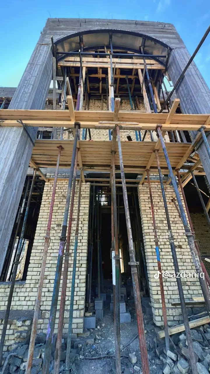 الفجر للبناء والاستشارات الهندسية
بناء .ترميم.تسليم مفتاح 

العنوان 
الصليخ شارع ال600 

‏‪***********‬‏ يتوفر وتساب
