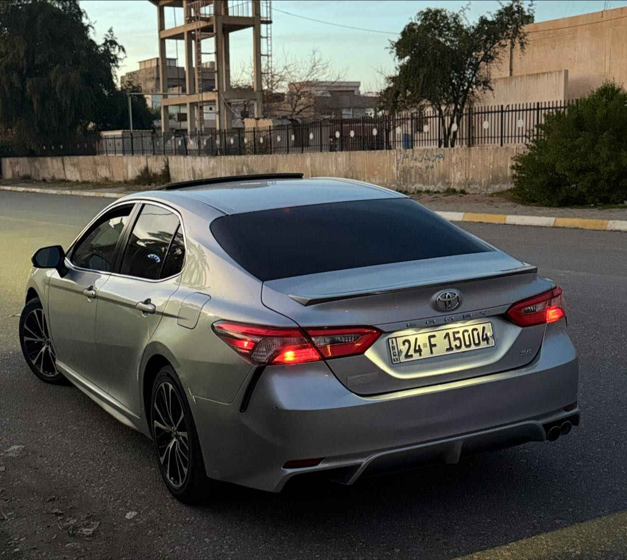 لسلام عليكم للبيع فقط:
سياره كامري 2018 SE plus 
الضرر/كلين بدون حادث 
المواصفات/ رادار
مانع تصادم
بريك ذاتي
خروج عن مسار
كامره خلفيه
شاشه كار بلي 
شفتات رياضي
تحكم ستيرن
كشن سايق كهرباء
عدسات زينون 
محرك2500  V4
كير8 نمره 
رقم دهوك تحويل ثاني يوم
سياره مكفوله من الحادث  
مكان السياره كركوك
رقم الهاتف/ ***********
ماموجود واتساب
